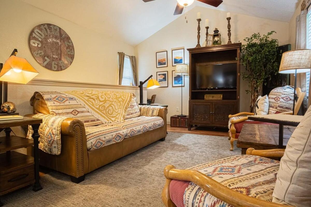 Cabin C In The Gatlinburg Art & Craft Community Bagian luar foto